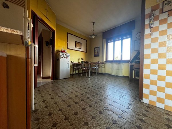 appartamento in vendita a Milano in zona Baggio