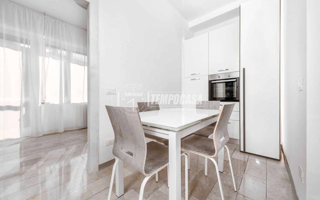 appartamento in vendita a Milano in zona Dergano