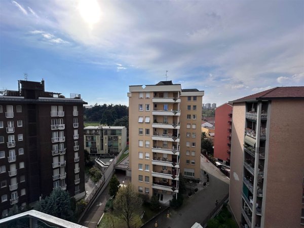 appartamento in vendita a Milano in zona Niguarda