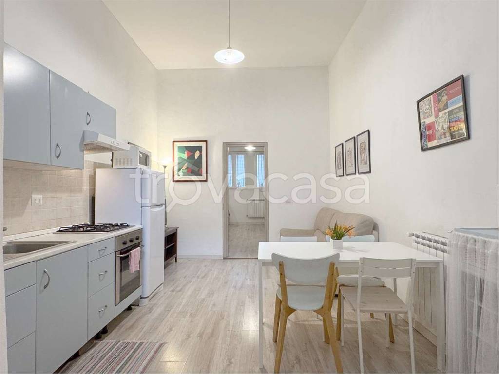 appartamento in vendita a Milano in zona Bocconi