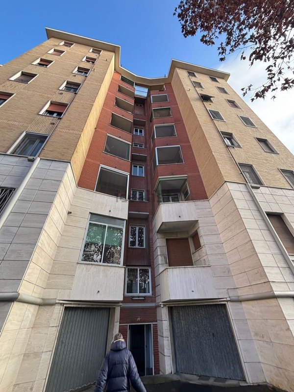 appartamento in vendita a Milano in zona Chiesa Rossa