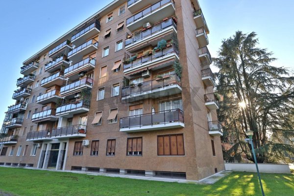 appartamento in vendita a Milano in zona San Siro