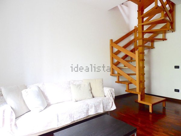 appartamento in vendita a Milano in zona Centro Direzionale