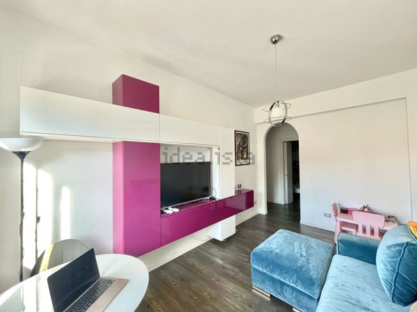 appartamento in vendita a Milano in zona Lorenteggio