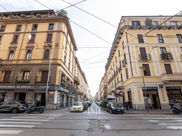 appartamento in vendita a Milano in zona Centro Direzionale