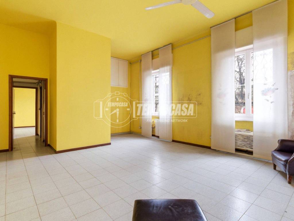 appartamento in vendita a Milano in zona Città Studi
