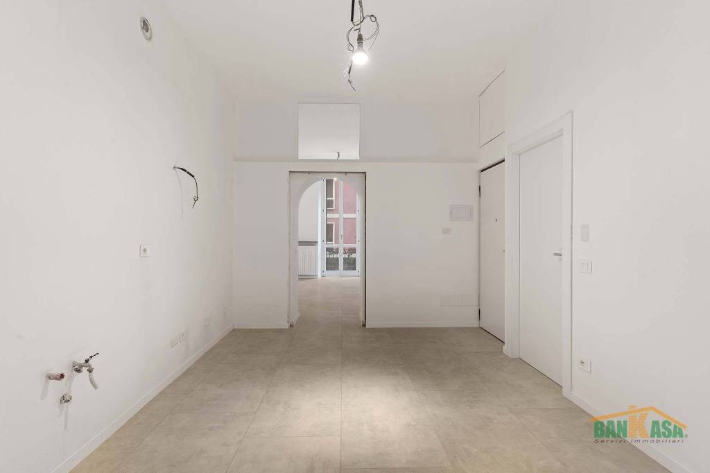 appartamento in vendita a Milano in zona Stazione Centrale