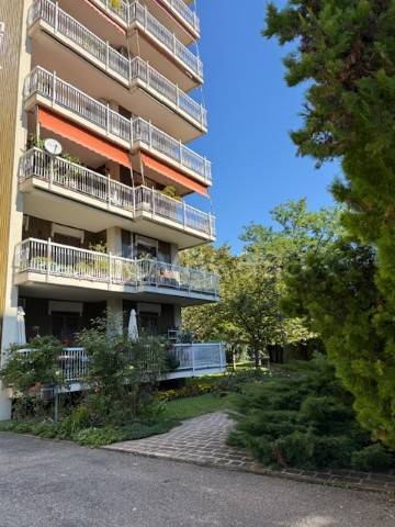 appartamento in vendita a Milano in zona Adriano