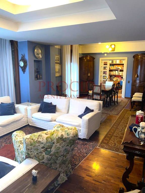 appartamento in vendita a Milano in zona Porta Vittoria