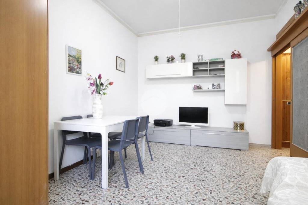 appartamento in vendita a Milano in zona Villapizzone