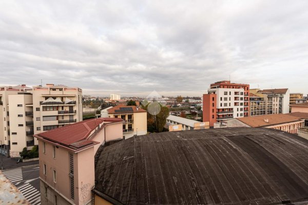 appartamento in vendita a Milano in zona Greco