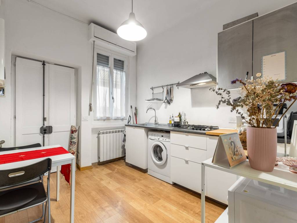 appartamento in vendita a Milano in zona Centro Direzionale