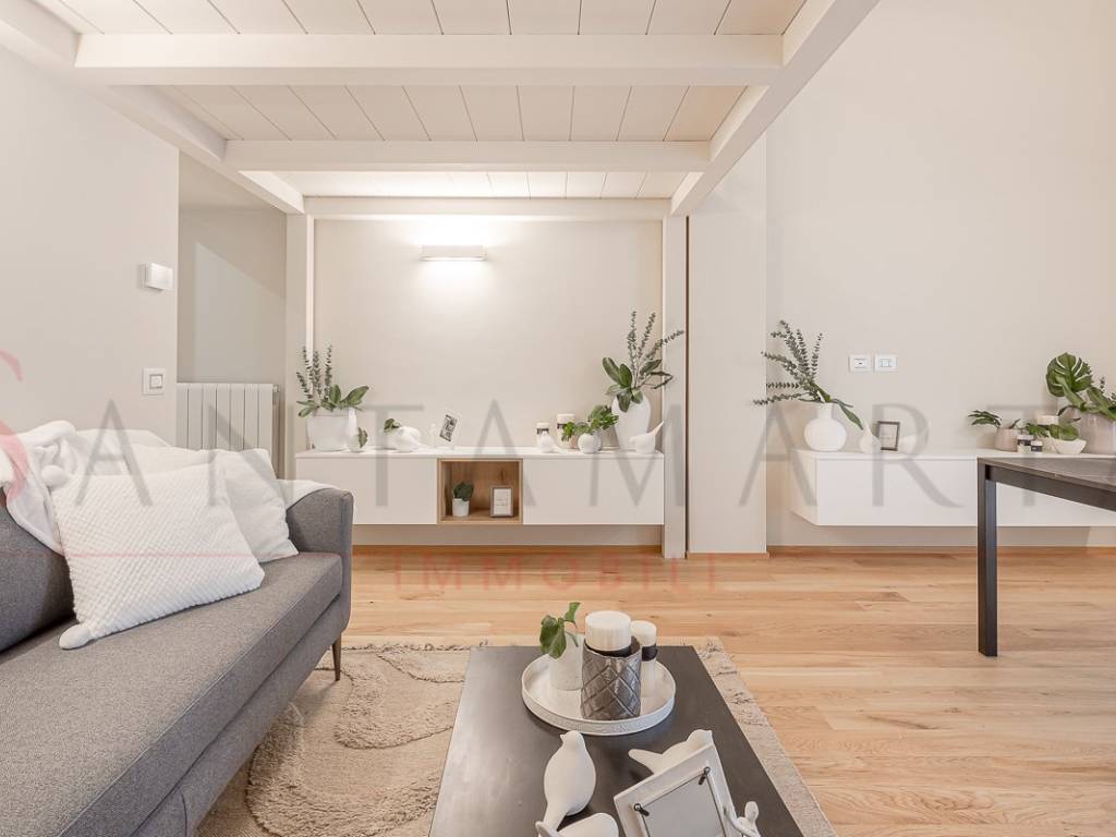 appartamento in vendita a Milano in zona Città Studi