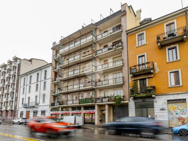 appartamento in vendita a Milano in zona Forze Armate