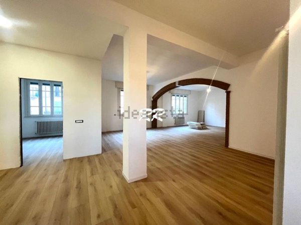 appartamento in vendita a Milano in zona Stadera