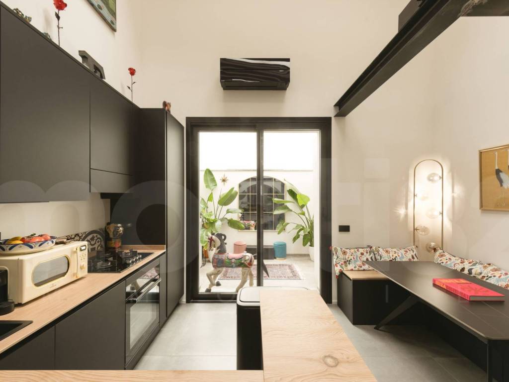 appartamento in vendita a Milano in zona Isola