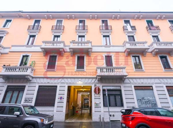 appartamento in vendita a Milano in zona Bocconi