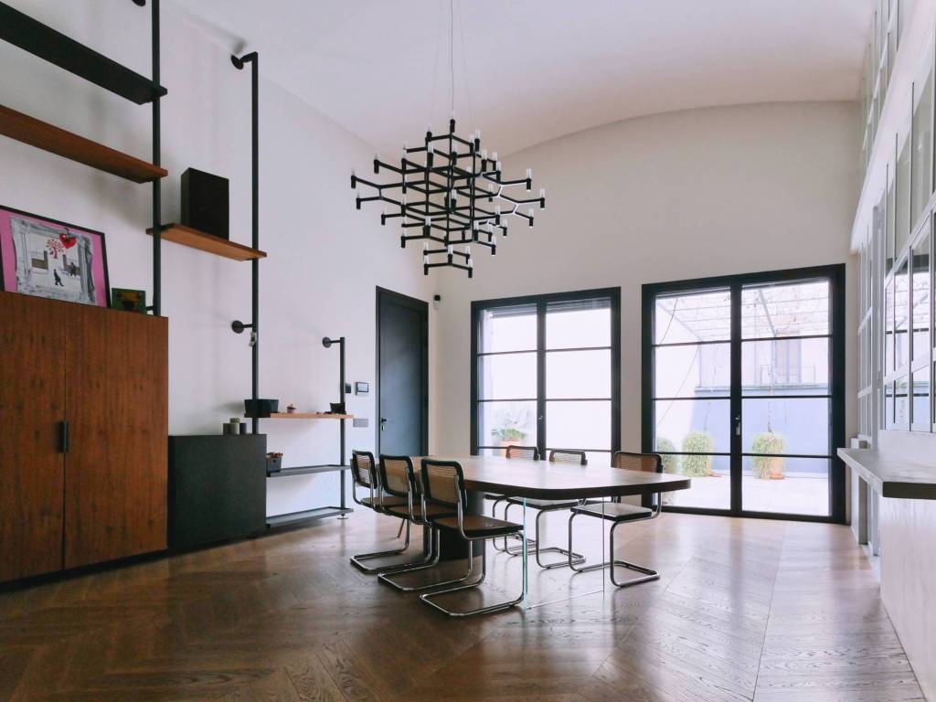 appartamento in vendita a Milano in zona Solari