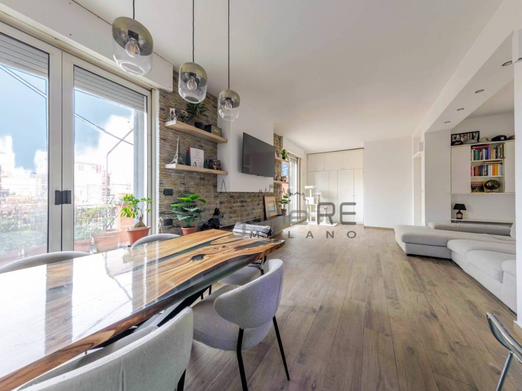 appartamento in vendita a Milano in zona Solari