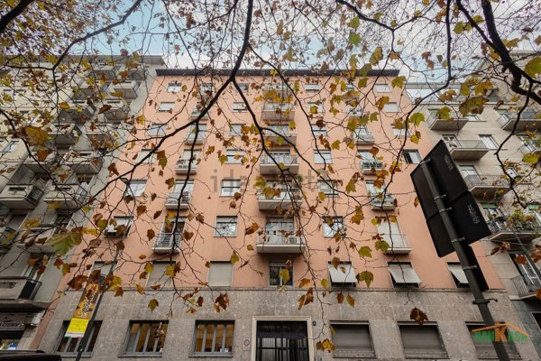 appartamento in vendita a Milano in zona Sempione