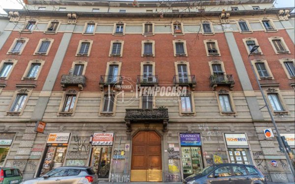 appartamento in vendita a Milano in zona Morivione