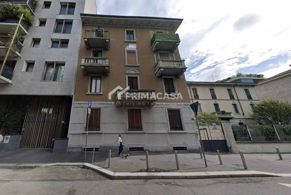 monolocale in vendita a Milano in zona Piazzale Lodi
