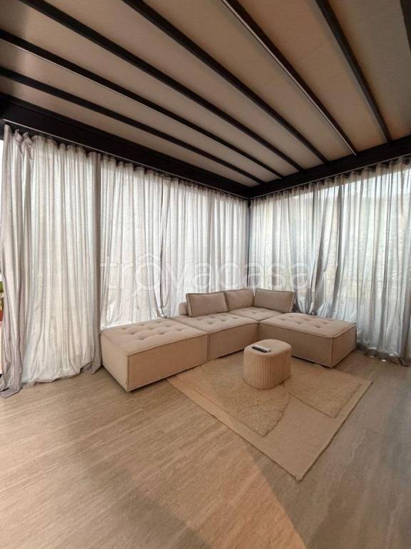 appartamento in vendita a Milano in zona Sempione