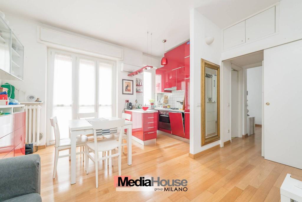 appartamento in vendita a Milano in zona Città Studi