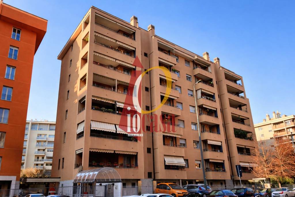 appartamento in vendita a Milano in zona Rogoredo