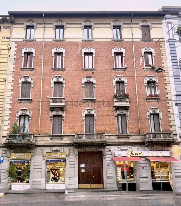 appartamento in vendita a Milano in zona Isola