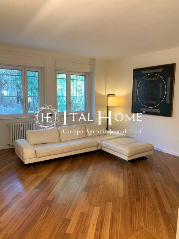 appartamento in vendita a Milano in zona Maggiolina
