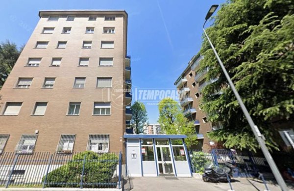 appartamento in vendita a Milano in zona Rottole