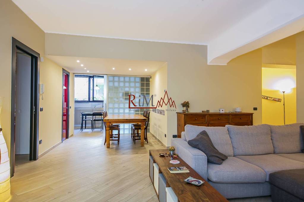 appartamento in vendita a Milano in zona Il Portello