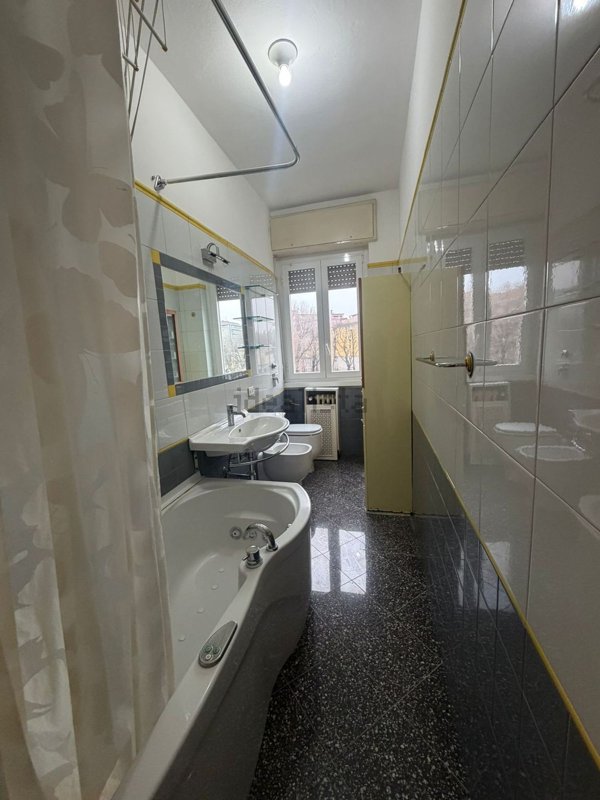 appartamento in vendita a Milano in zona Villapizzone