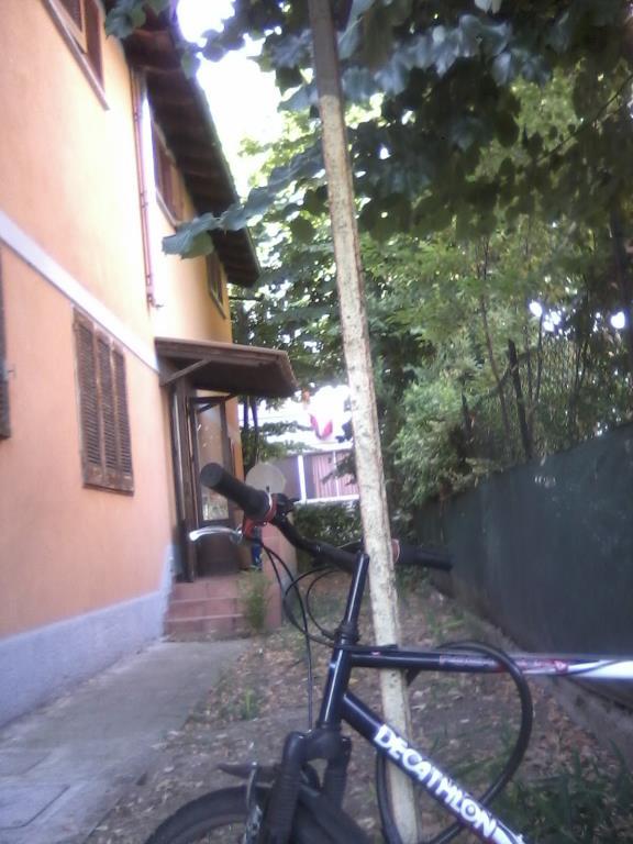 casa indipendente in vendita a Milano in zona Forlanini