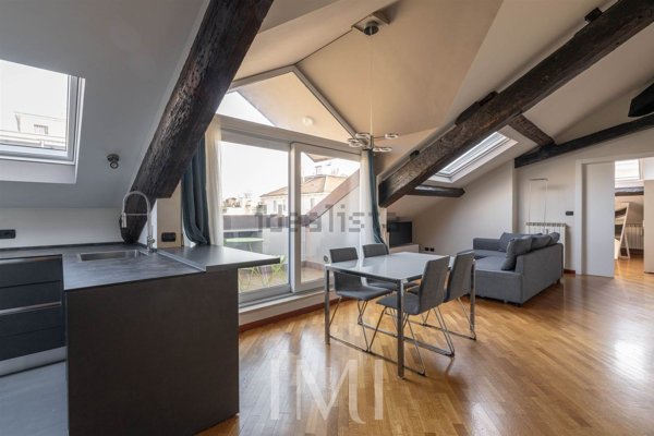 appartamento in vendita a Milano