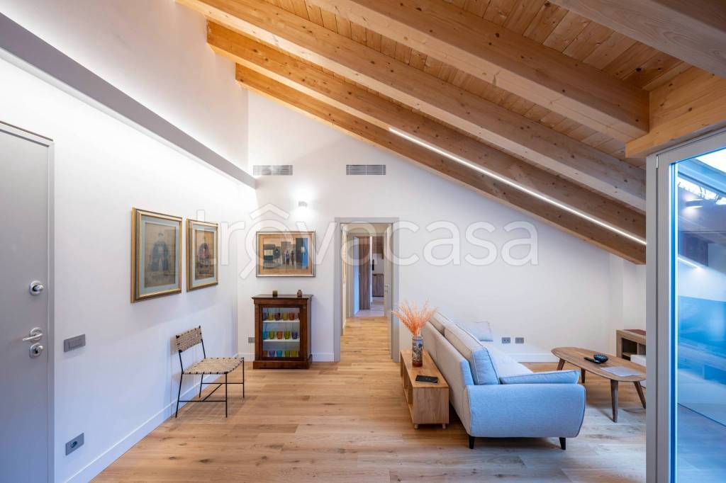 appartamento in vendita a Milano in zona Porta Romana