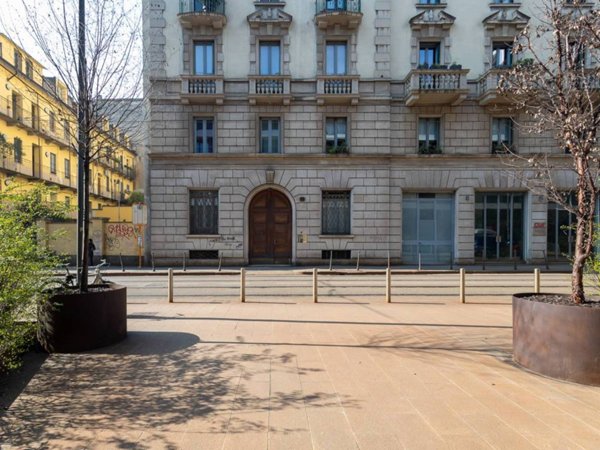 ufficio in vendita a Milano in zona Porta Garibaldi