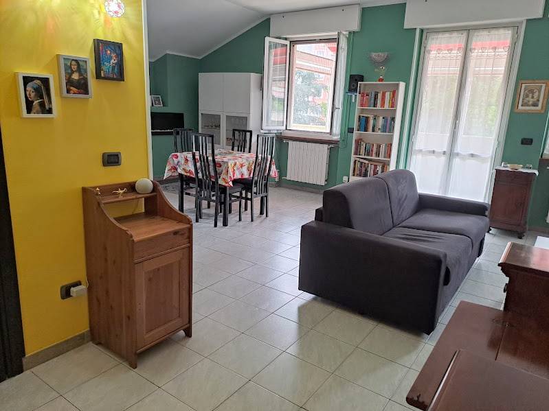 appartamento in vendita a Milano in zona Quartiere degli Olmi