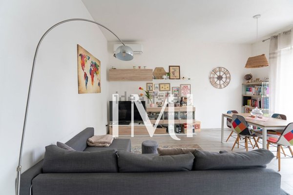 appartamento in vendita a Milano in zona Corvetto