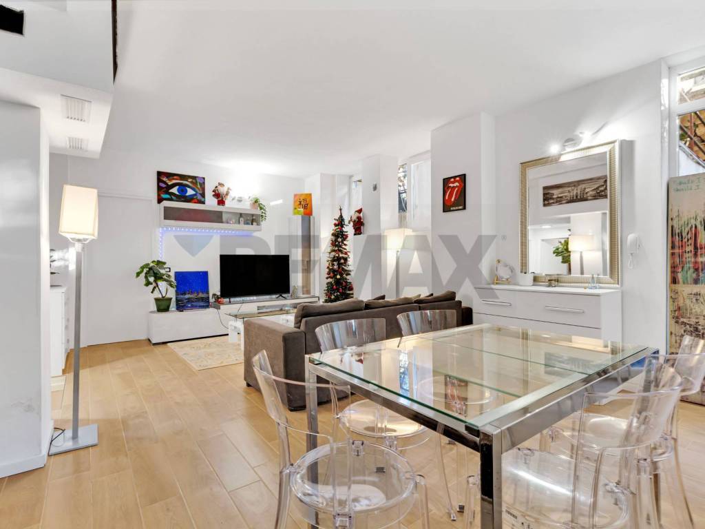 appartamento in vendita a Milano in zona Gorla