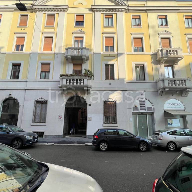 appartamento in vendita a Milano in zona Città Studi
