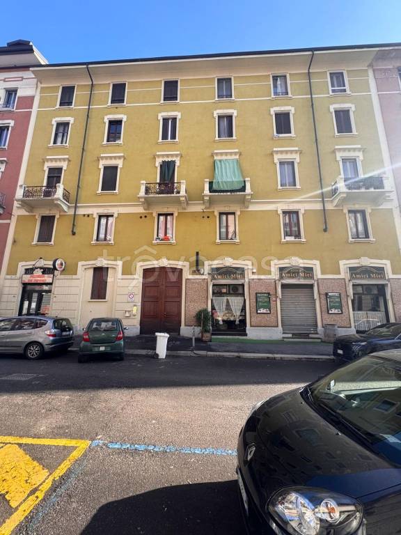 appartamento in vendita a Milano in zona Bocconi