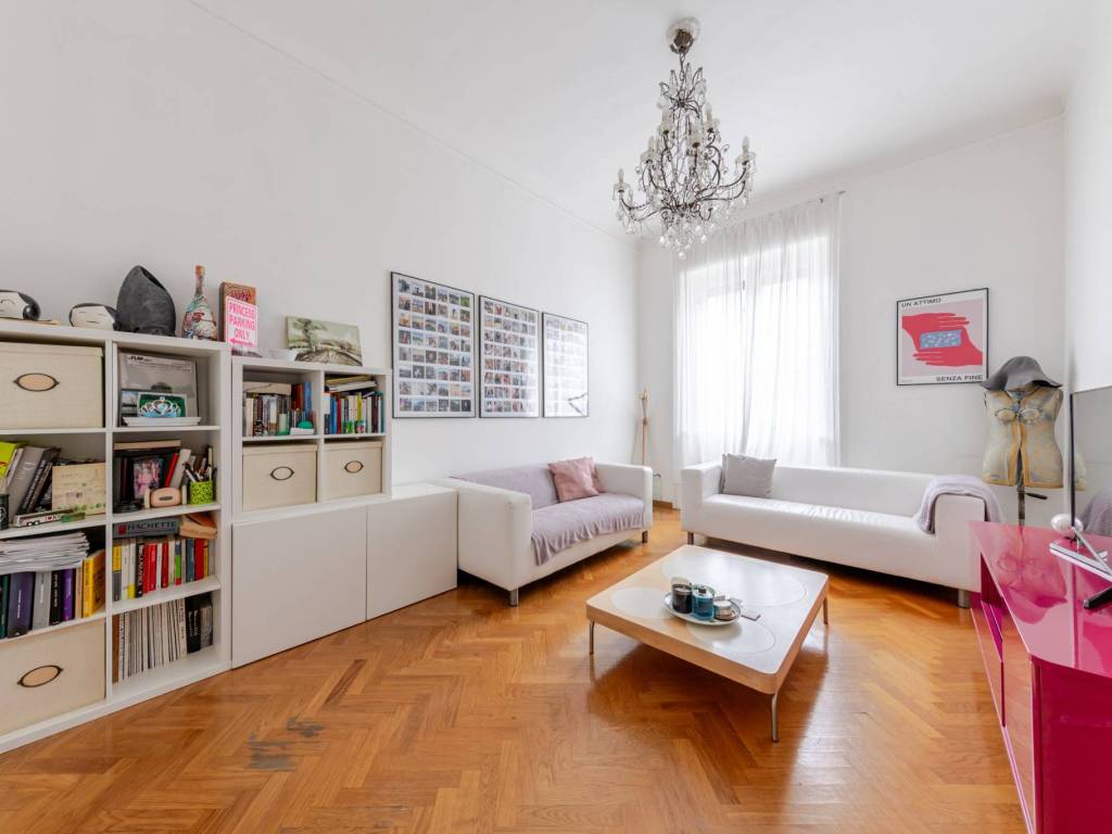 appartamento in vendita a Milano in zona Città Studi