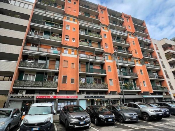 appartamento in vendita a Milano in zona Vigentino