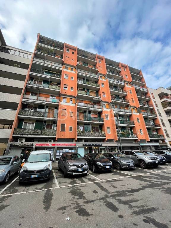 appartamento in vendita a Milano in zona Vigentino