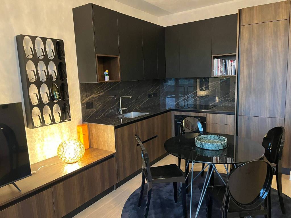 appartamento in vendita a Milano in zona Porta Vittoria