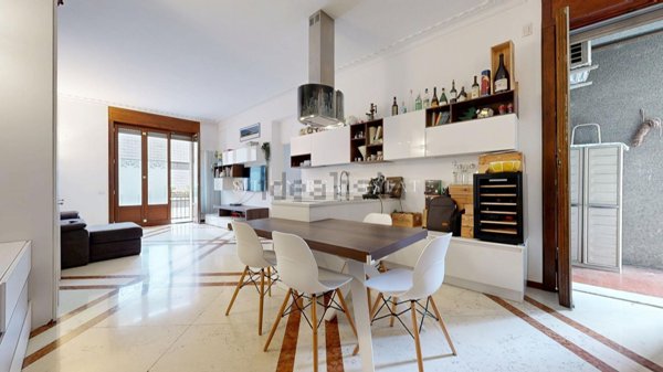 appartamento in vendita a Milano in zona Città Studi