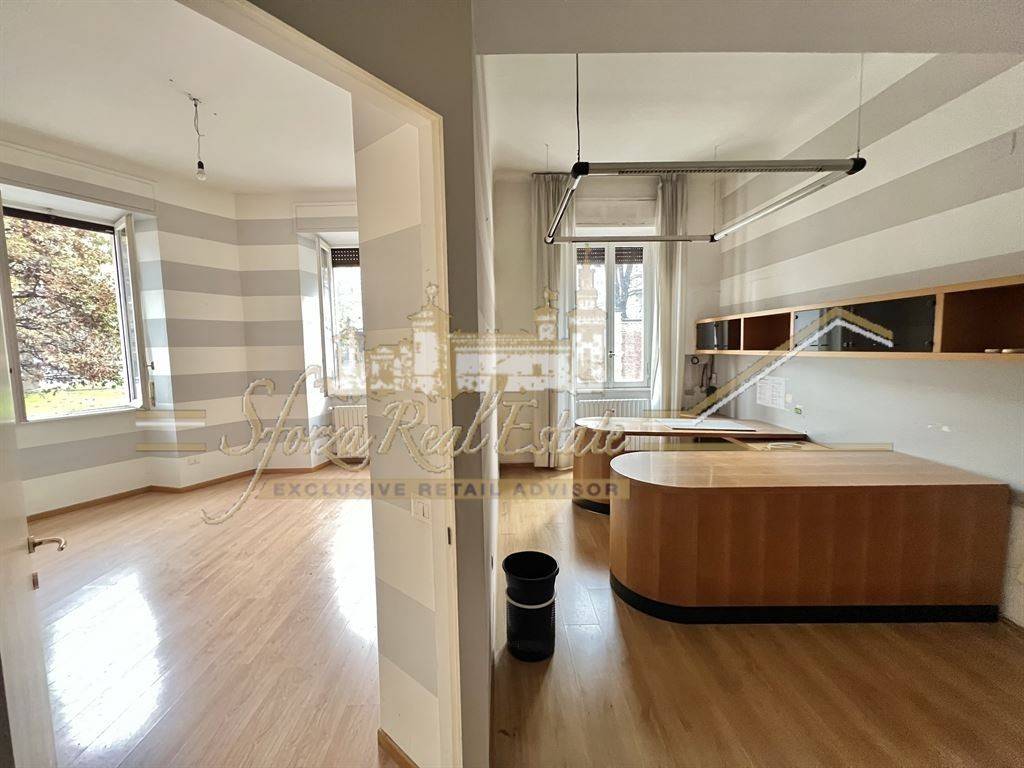 appartamento in vendita a Milano in zona Porta Vigentina