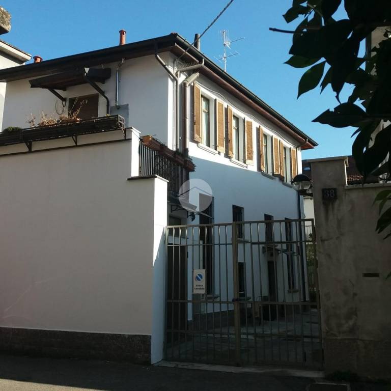 appartamento in vendita a Milano in zona Affori